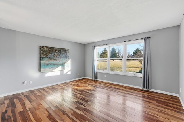 5843 Wells Lane, Cedar Rapids, IA 52411