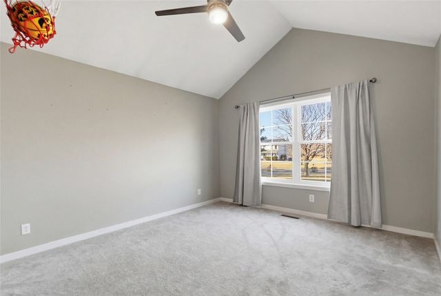 5843 Wells Lane, Cedar Rapids, IA 52411