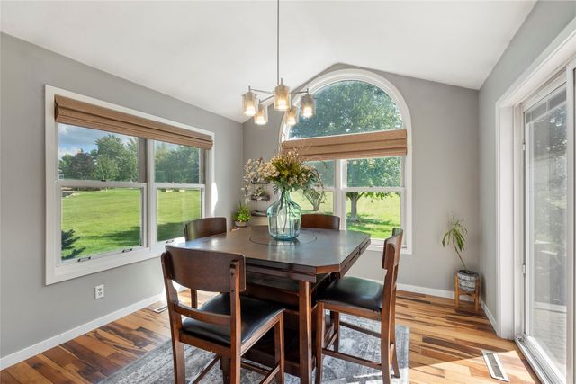 5843 Wells Lane, Cedar Rapids, IA 52411