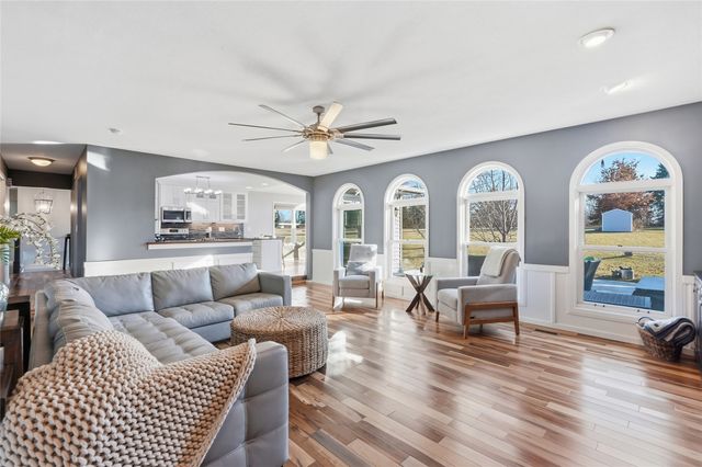 5843 Wells Lane, Cedar Rapids, IA 52411