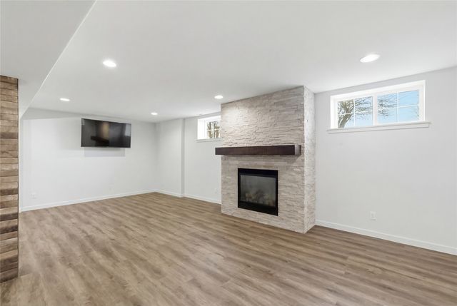 5843 Wells Lane, Cedar Rapids, IA 52411