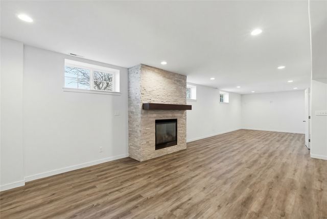 5843 Wells Lane, Cedar Rapids, IA 52411