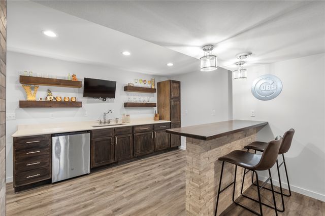 5843 Wells Lane, Cedar Rapids, IA 52411