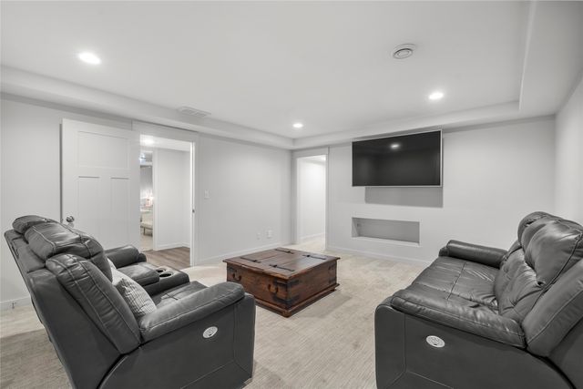 5843 Wells Lane, Cedar Rapids, IA 52411