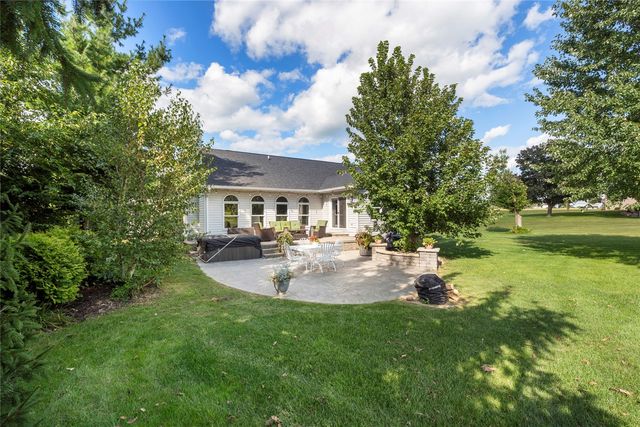 5843 Wells Lane, Cedar Rapids, IA 52411