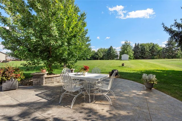 5843 Wells Lane, Cedar Rapids, IA 52411