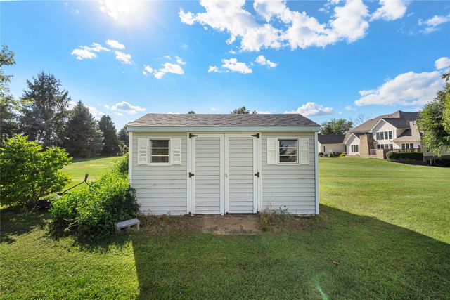 5843 Wells Lane, Cedar Rapids, IA 52411