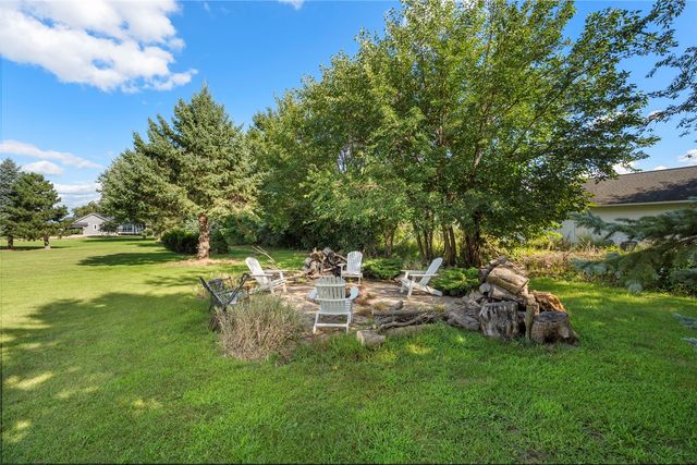 5843 Wells Lane, Cedar Rapids, IA 52411