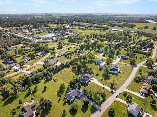 5843 Wells Lane, Cedar Rapids, IA 52411