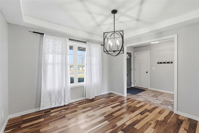 5843 Wells Lane, Cedar Rapids, IA 52411