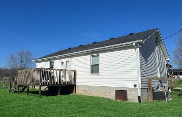 882 Pleasant Hill Rd, Franklin, KY 42134