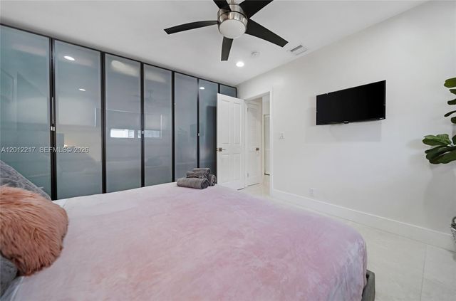31 SE 12th Street, Pompano Beach, FL 33060