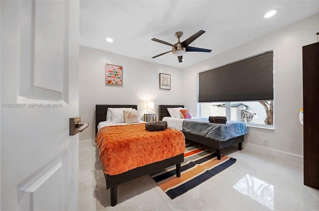 31 SE 12th Street, Pompano Beach, FL 33060