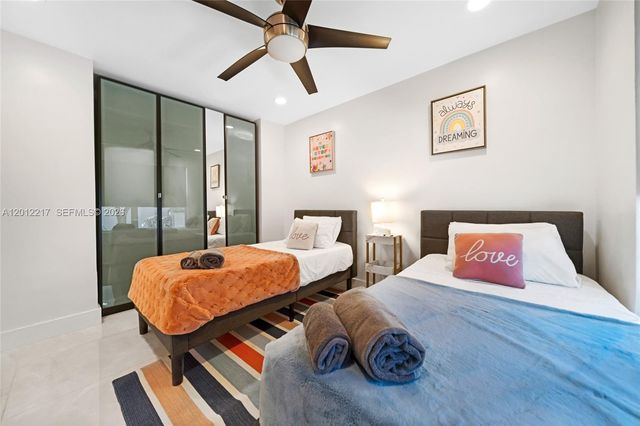 31 SE 12th Street, Pompano Beach, FL 33060