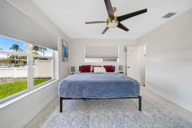 31 SE 12th Street, Pompano Beach, FL 33060