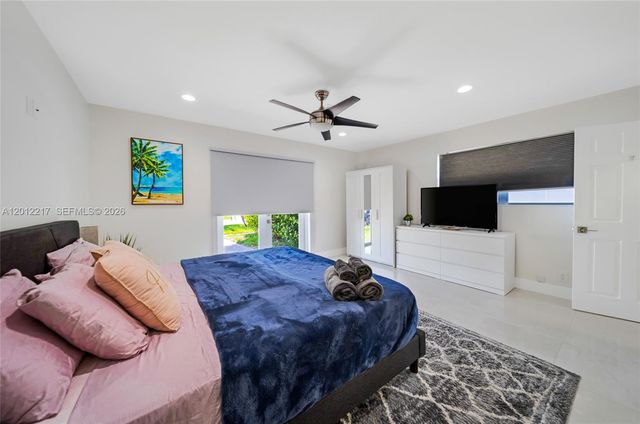 31 SE 12th Street, Pompano Beach, FL 33060