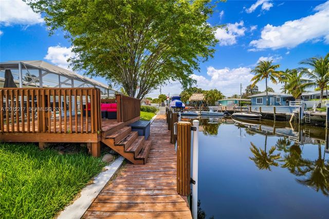 31 SE 12th Street, Pompano Beach, FL 33060