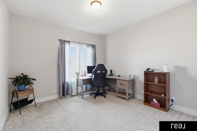 18765 Spaulding Street, Elkhorn, NE 68022