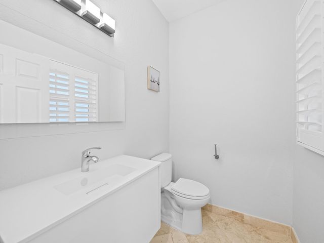 1705 E Las Olas Boulevard 3, Fort Lauderdale, FL 33301