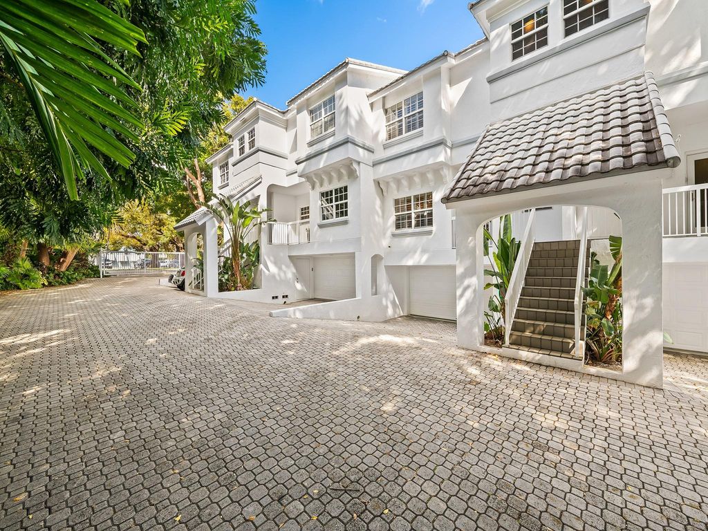 1705 E Las Olas Boulevard 3, Fort Lauderdale, FL 33301