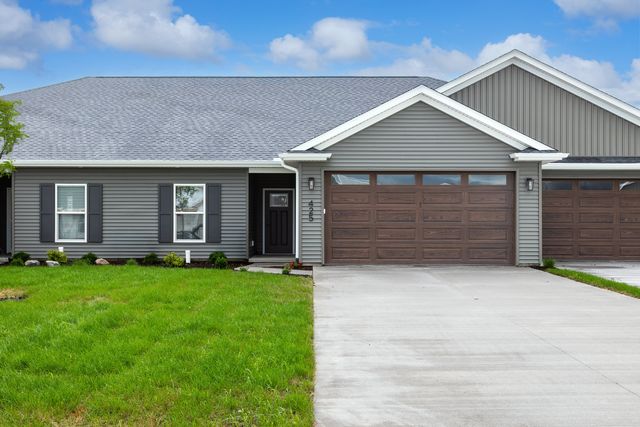 425 N 2ND Avenue, Eldridge, IA 52748