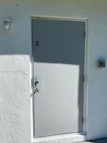 4023 SW 19th St A, West Park, FL 33023