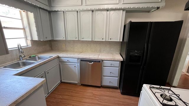 6514 Teluco Street, Houston, TX 77055