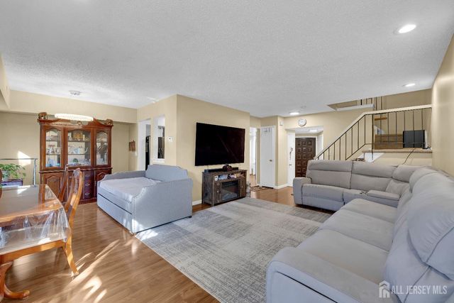 5502 Hana Road, Edison, NJ 08817