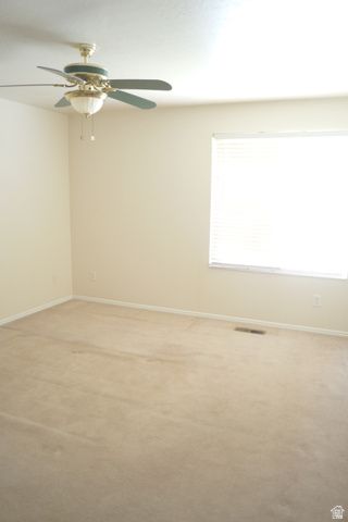 586 N 1260 W, Clinton, UT 84015