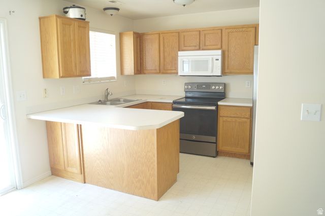 586 N 1260 W, Clinton, UT 84015