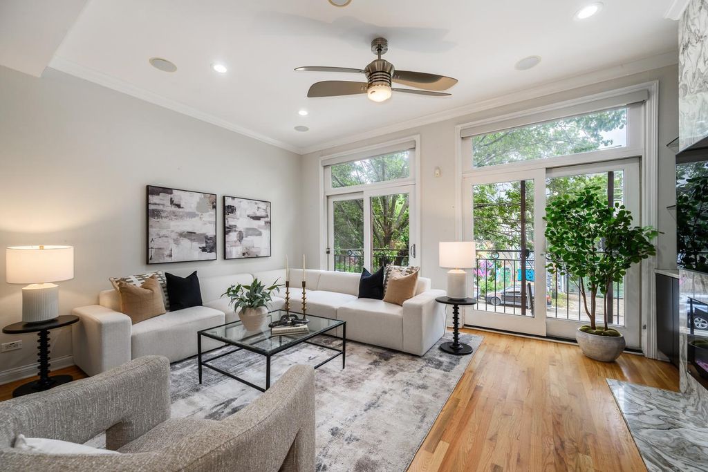 942 W HUBBARD Street, Chicago, IL 60642 — photo 4
