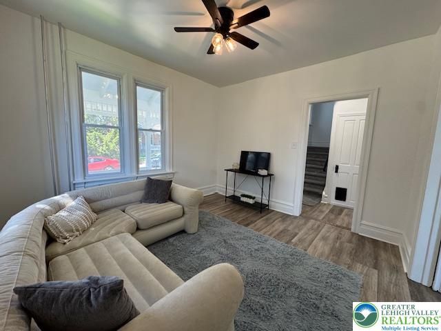 512 East Fairview Street, Coopersburg Boro, PA 18036