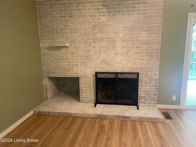 8603 Cool Brook Ct, Louisville, KY 40291