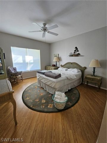 529 Windsor SQ 101, Naples, FL 34104