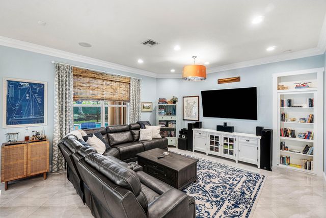10697 Willow Oak Court, Wellington, FL 33414
