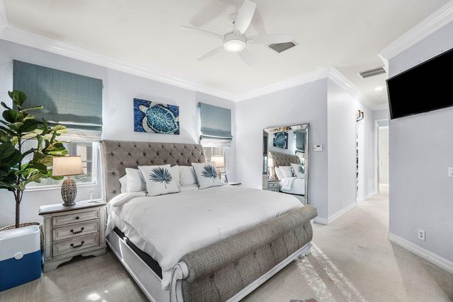 10697 Willow Oak Court, Wellington, FL 33414