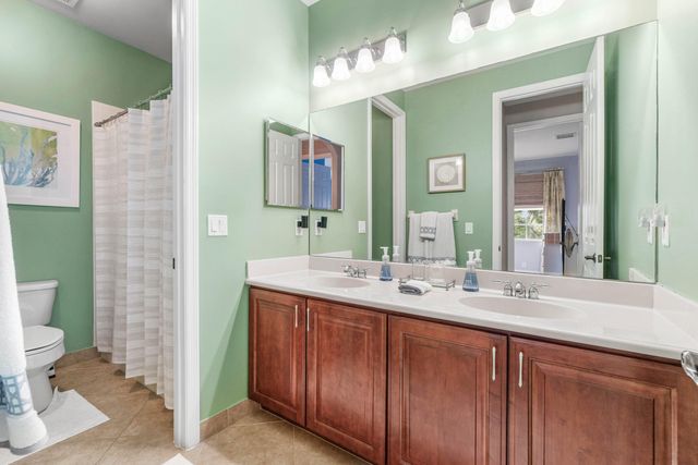 10697 Willow Oak Court, Wellington, FL 33414
