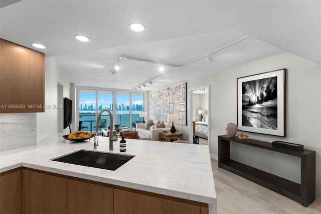 1900 Sunset Harbour Dr 2312, Miami Beach, FL 33139