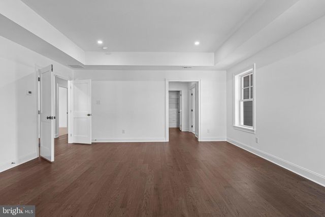 302 OLD KINGFISHER LN, Malvern, PA 19355