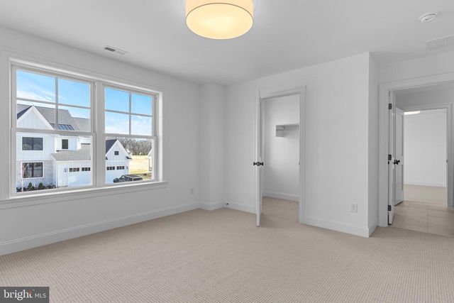 302 OLD KINGFISHER LN, Malvern, PA 19355