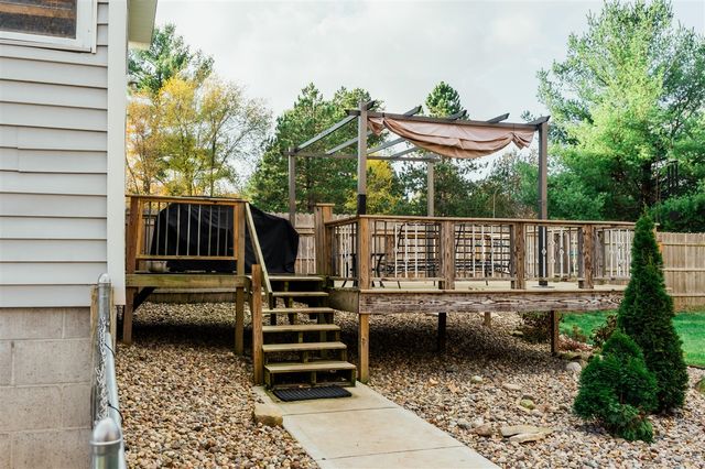 2162 S Stone Road, Fremont, MI 49412