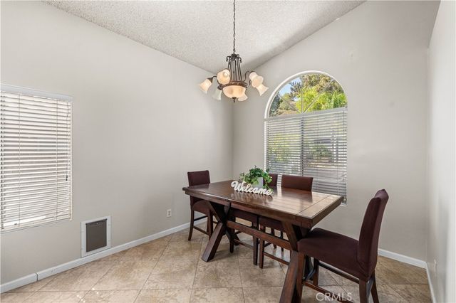 22435 Cardiff Drive, Saugus, CA 91350