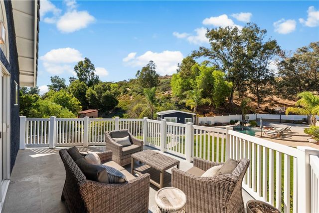 22435 Cardiff Drive, Saugus, CA 91350