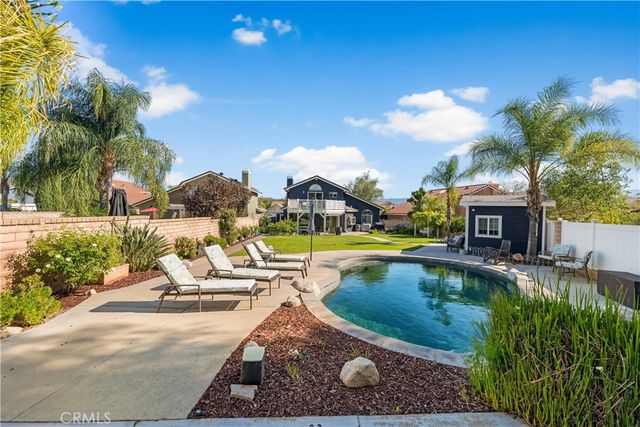 22435 Cardiff Drive, Saugus, CA 91350