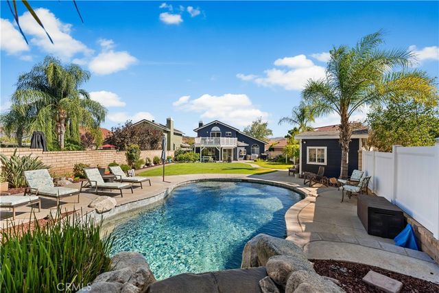 22435 Cardiff Drive, Saugus, CA 91350