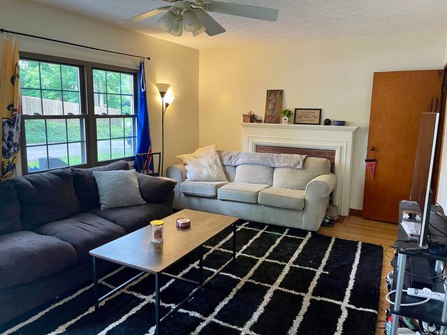 417 S SWAIN Avenue, Bloomington, IN 47401