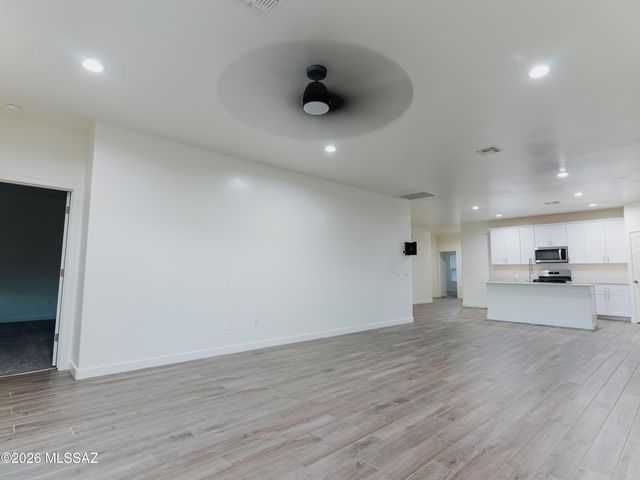 13976 E Crotalus Way, Vail, AZ 85641