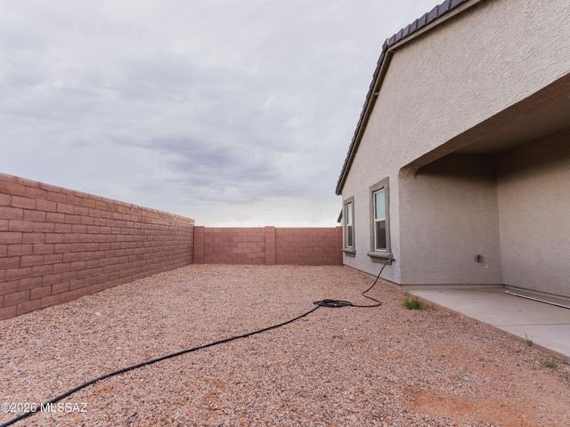13976 E Crotalus Way, Vail, AZ 85641