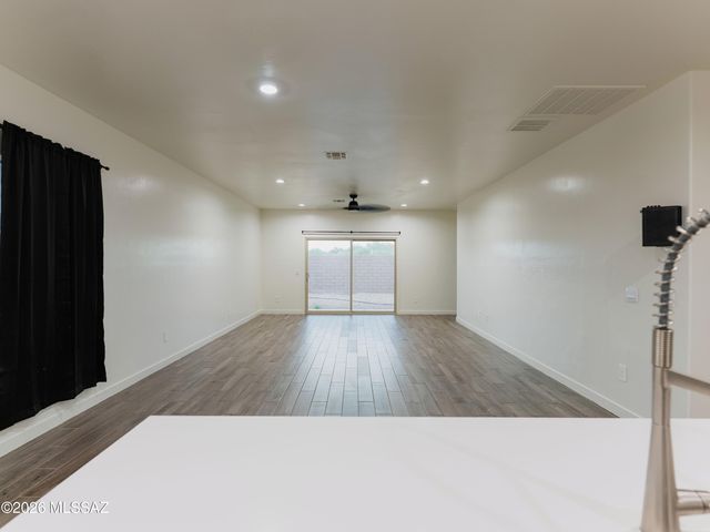 13976 E Crotalus Way, Vail, AZ 85641