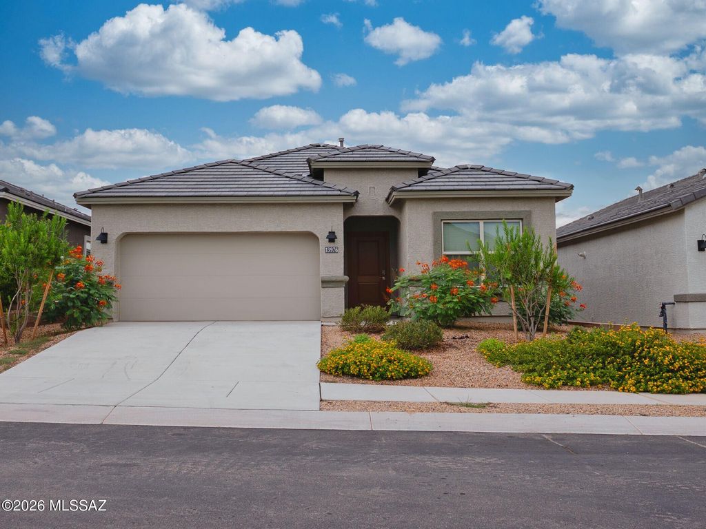 13976 E Crotalus Way, Vail, AZ 85641